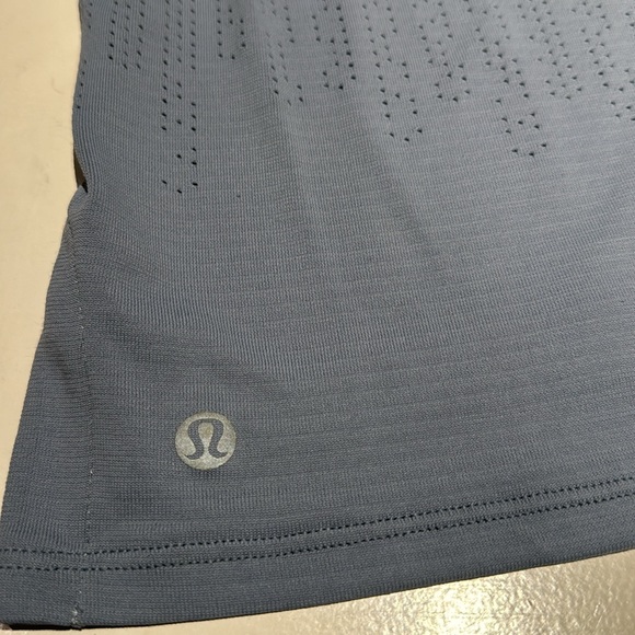 Lululemon Tank Tops in Pink & Blue x 2! - Picture 7 of 7